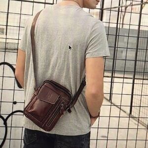 Bullcaptain Genuine Leather Men's Small Shoulder Crossbody bag